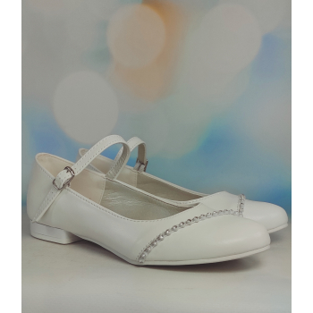 Buty komunijne. Cyrkonie